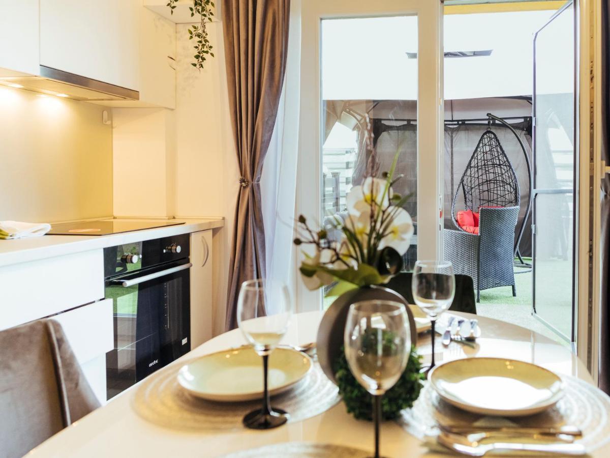 Cozy Special Pallady Apartament With Garden & Courtyard 布加勒斯特 外观 照片