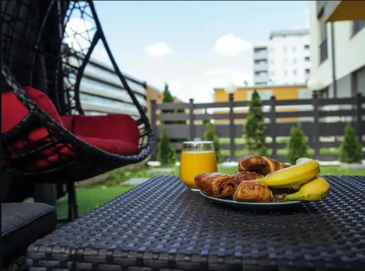 Cozy Special Pallady Apartament With Garden & Courtyard 布加勒斯特 外观 照片